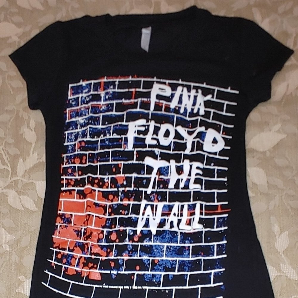 Vintage Pink Floyd T from The Wall Concert at Madison Square Garden in 1981